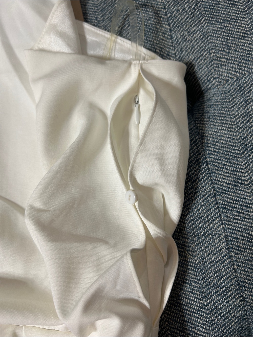 DO+BE Off-Shoulder Ivory Ruffle Cocktail Dress - Picture 5 of 7